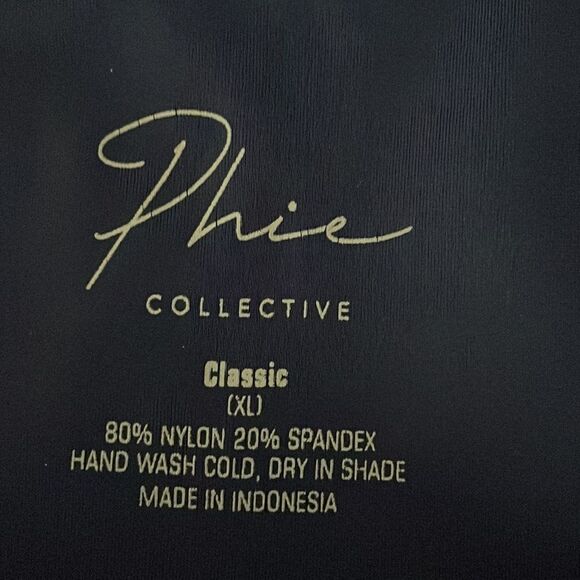 NWT 219.00 PRI Collection AMBERLY SOLID ONE PIECE SWIMSUIT Size XS - Picture 6 of 8